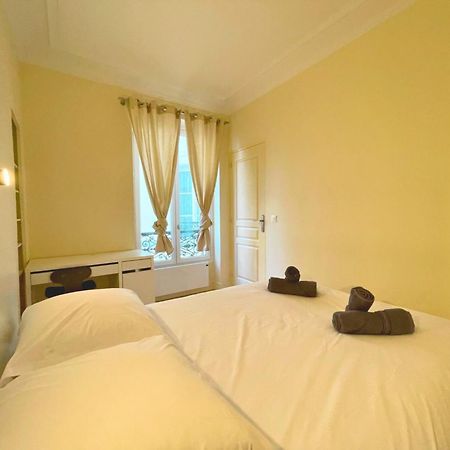 Chambre Lit Double Et Salon Avec Canape-Lit A 10 Minutes Des Champs Elysees Париж Экстерьер фото