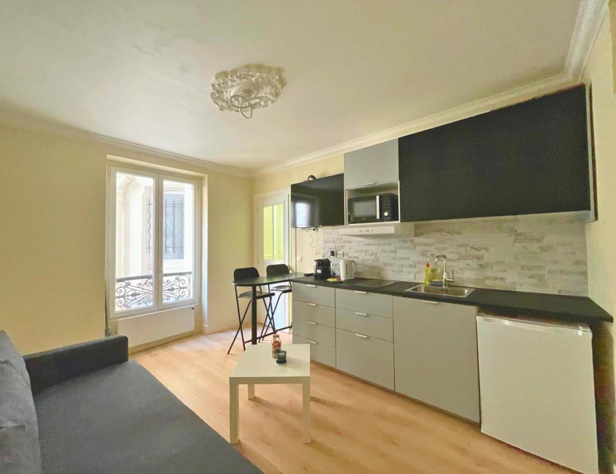 Chambre Lit Double Et Salon Avec Canape-Lit A 10 Minutes Des Champs Elysees Париж Экстерьер фото